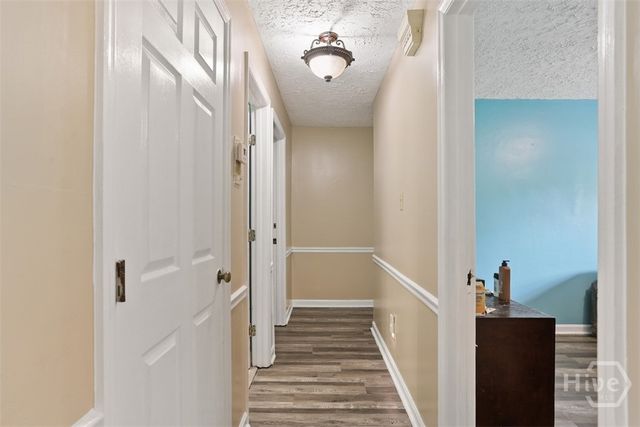 8 Williamsburg Court, Savannah, GA 31419
