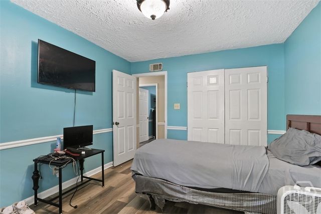 8 Williamsburg Court, Savannah, GA 31419