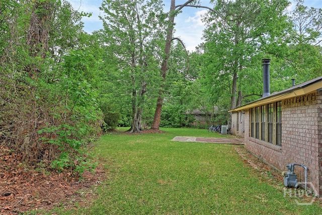 8 Williamsburg Court, Savannah, GA 31419