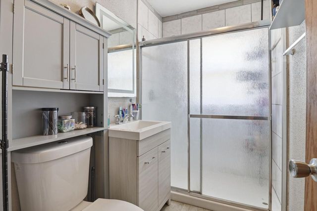 3613 S Taylor AVENUE, Milwaukee, WI 53207