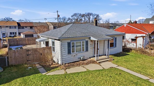 3613 S Taylor AVENUE, Milwaukee, WI 53207