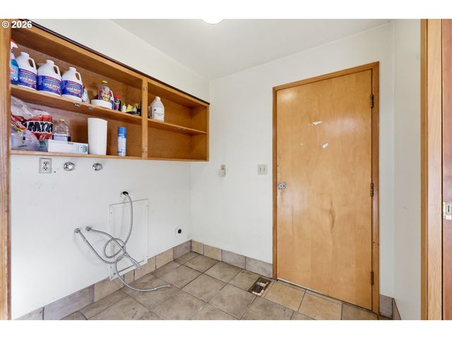 19124 Se JACOBY Rd, Sandy, OR 97055