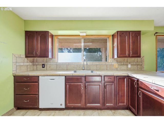 19124 Se JACOBY Rd, Sandy, OR 97055