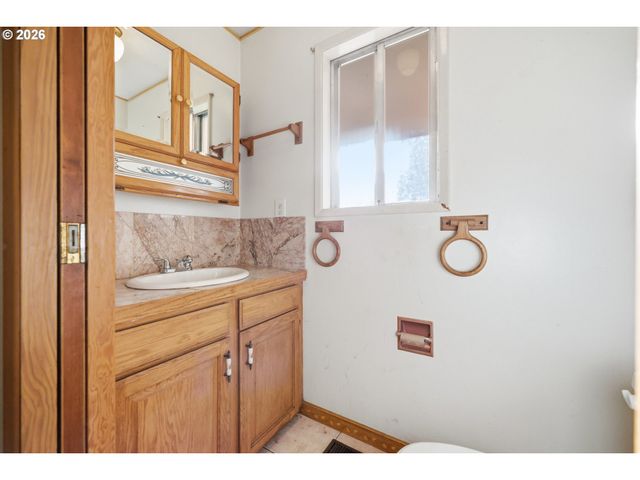 19124 Se JACOBY Rd, Sandy, OR 97055