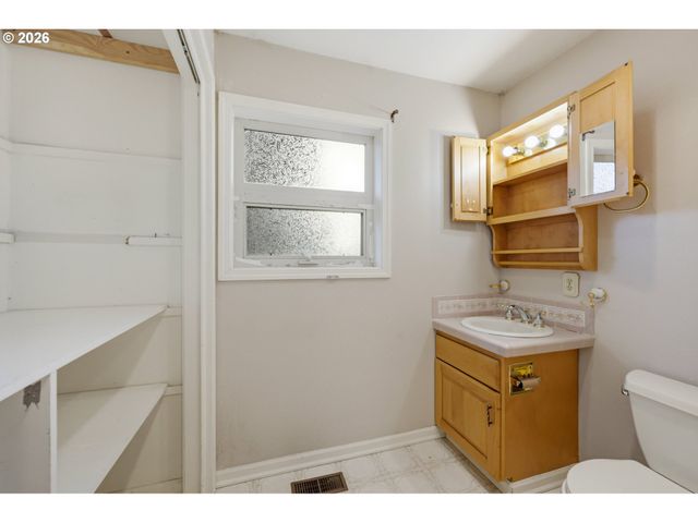 19124 Se JACOBY Rd, Sandy, OR 97055