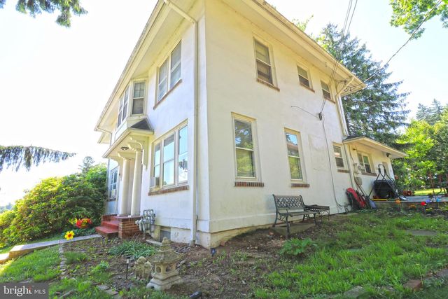 200 W SPRINGFIELD RD, Springfield, PA 19064