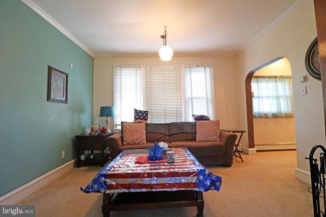 200 W SPRINGFIELD RD, Springfield, PA 19064
