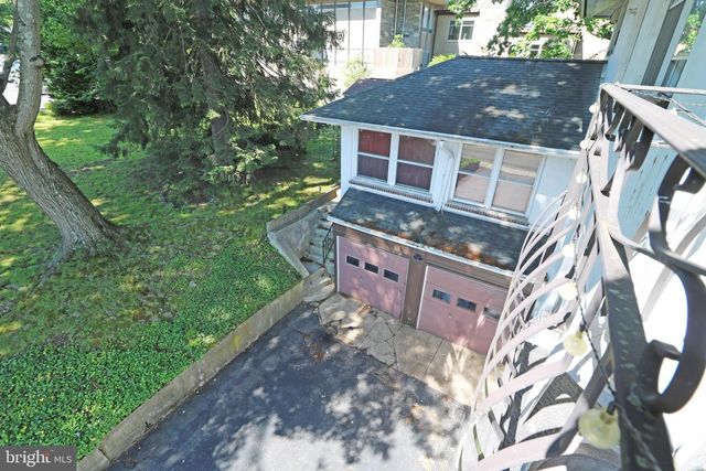 200 W SPRINGFIELD RD, Springfield, PA 19064