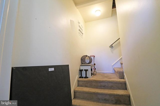 200 W SPRINGFIELD RD, Springfield, PA 19064