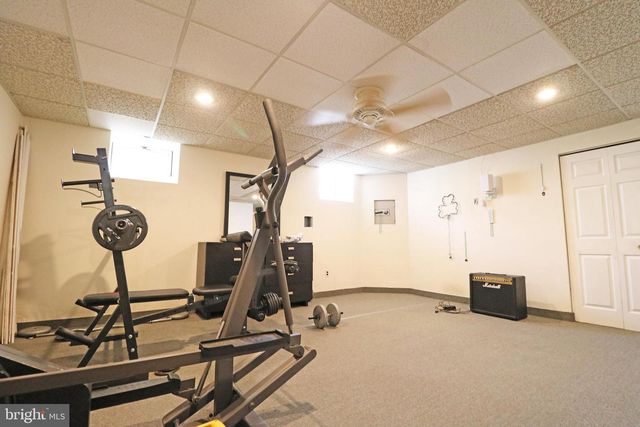 200 W SPRINGFIELD RD, Springfield, PA 19064