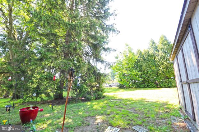 200 W SPRINGFIELD RD, Springfield, PA 19064