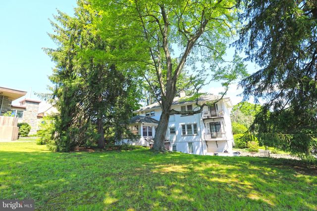 200 W SPRINGFIELD RD, Springfield, PA 19064