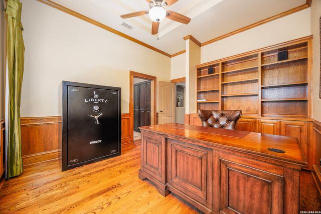 2102 Elm Vista, San Antonio, TX 78230