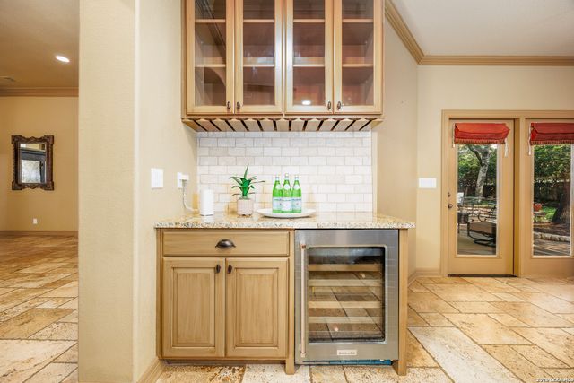 2102 Elm Vista, San Antonio, TX 78230