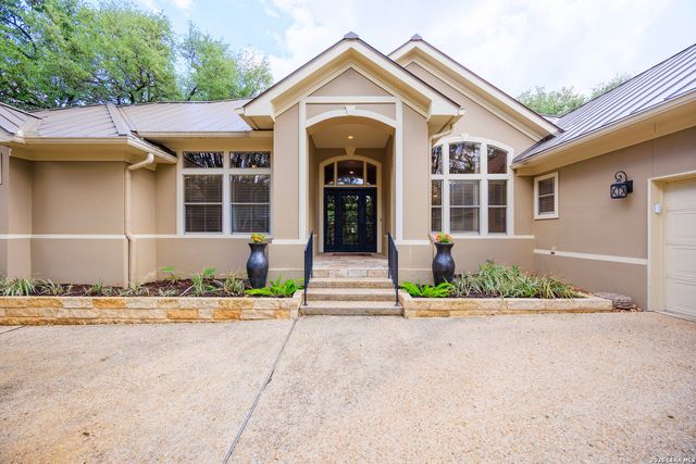 2102 Elm Vista, San Antonio, TX 78230
