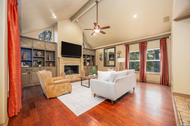 2102 Elm Vista, San Antonio, TX 78230