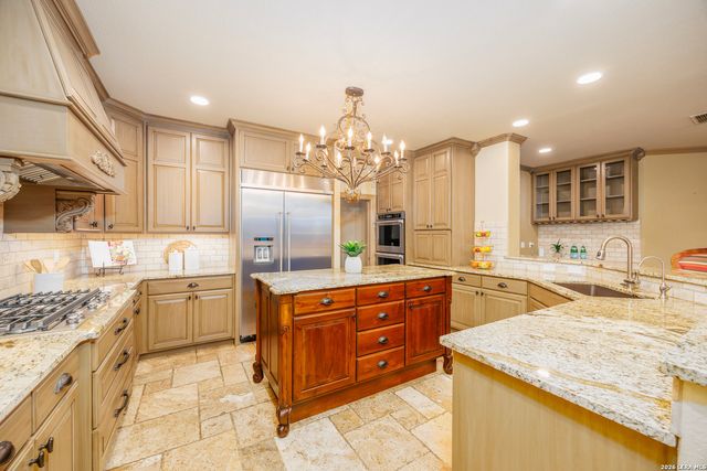 2102 Elm Vista, San Antonio, TX 78230