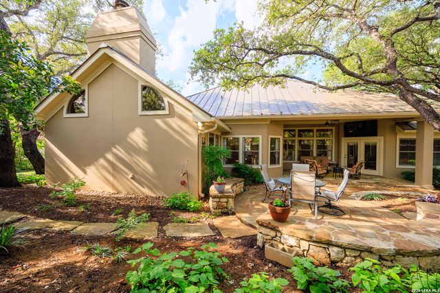 2102 Elm Vista, San Antonio, TX 78230