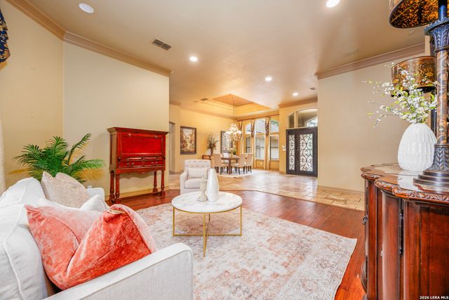 2102 Elm Vista, San Antonio, TX 78230