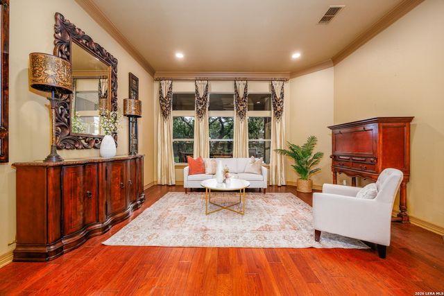 2102 Elm Vista, San Antonio, TX 78230