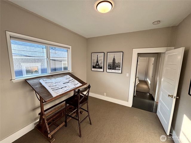 1706 N 50th Street, Seattle, WA 98103