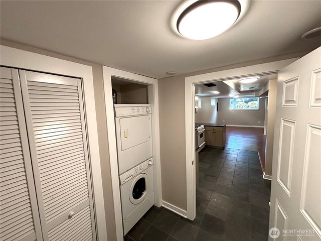 1706 N 50th Street, Seattle, WA 98103
