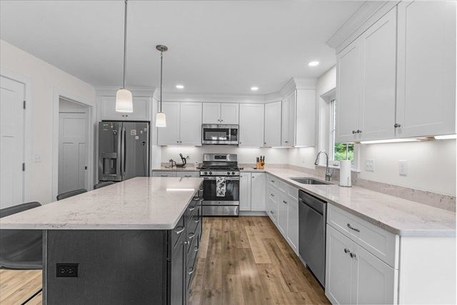 246 Hendee Lane, Jericho, VT 05465