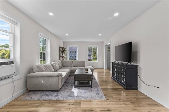 246 Hendee Lane, Jericho, VT 05465