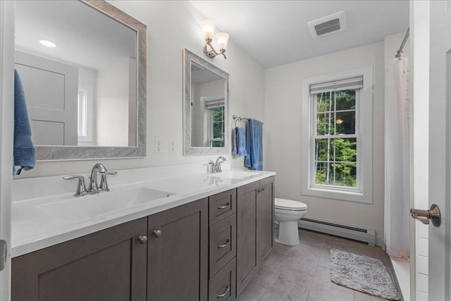 246 Hendee Lane, Jericho, VT 05465