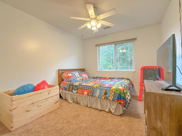 1012 MALLARD WAY, Marinette, WI 54143