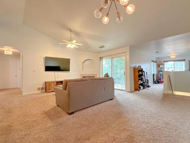 1012 MALLARD WAY, Marinette, WI 54143