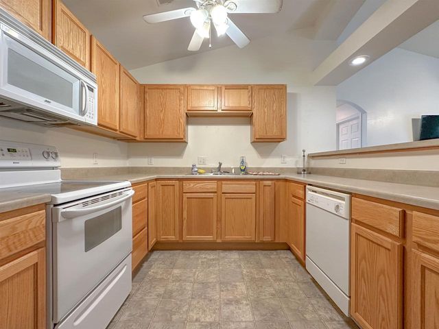 1012 MALLARD WAY, Marinette, WI 54143