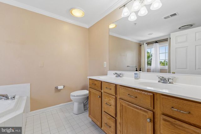 43809 WATER BAY TER, Leesburg, VA 20176