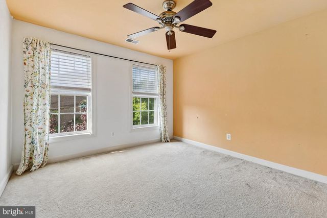 43809 WATER BAY TER, Leesburg, VA 20176