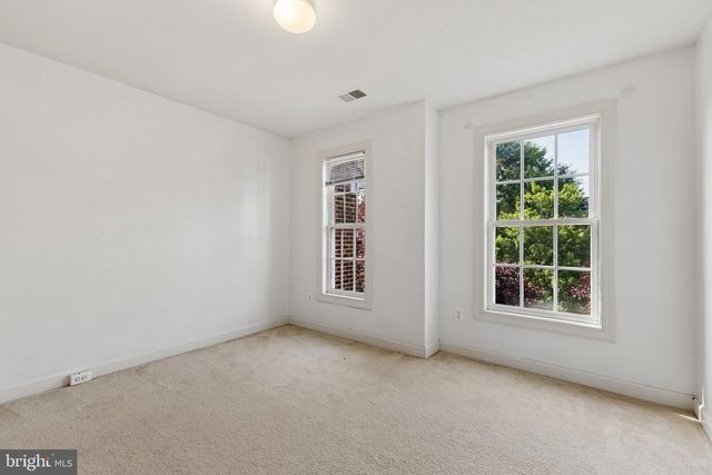 43809 WATER BAY TER, Leesburg, VA 20176