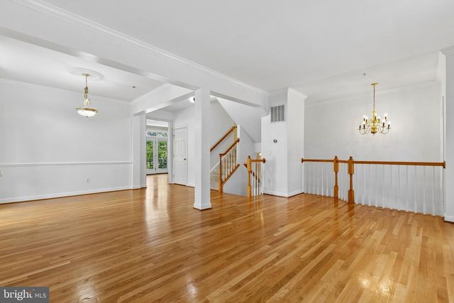 43809 WATER BAY TER, Leesburg, VA 20176