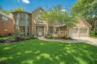 1093 W Winding Creek Drive, Grapevine, TX 76051