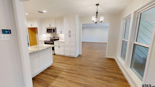 1110 Mill Run Rd, Athens, TX 75751