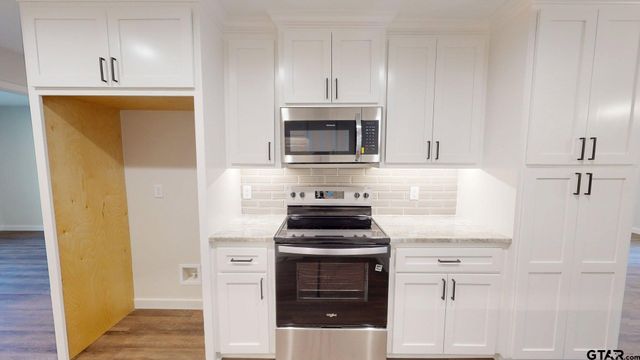 1110 Mill Run Rd, Athens, TX 75751