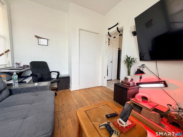 36 Truman Street A, New London, CT 06320