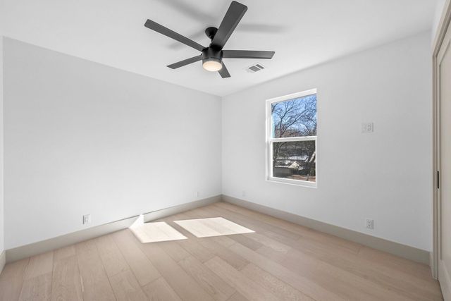 512 W St Johns Ave, Austin, TX 78752