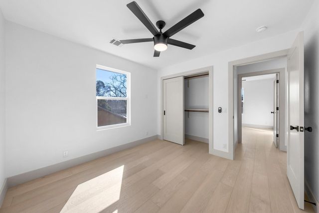 512 W St Johns Ave, Austin, TX 78752