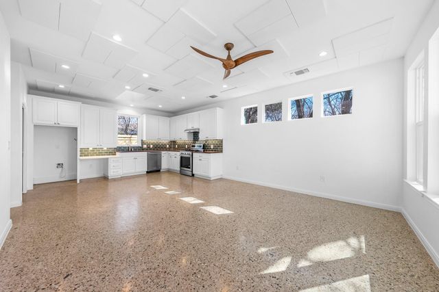 512 W St Johns Ave, Austin, TX 78752