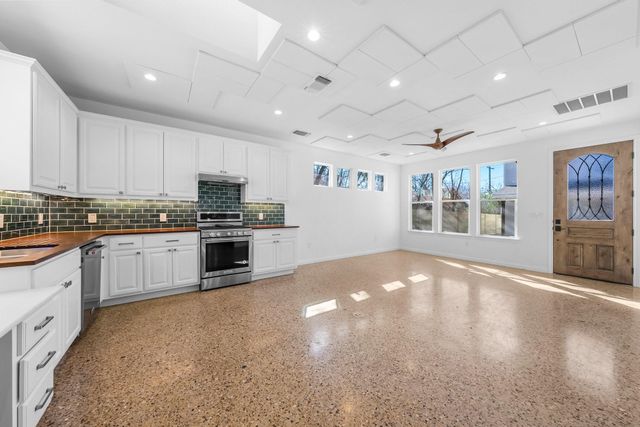 512 W St Johns Ave, Austin, TX 78752