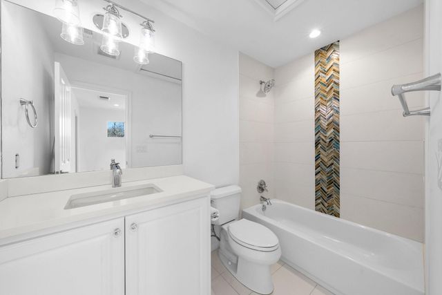 512 W St Johns Ave, Austin, TX 78752