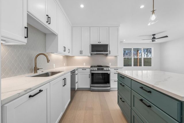 512 W St Johns Ave, Austin, TX 78752