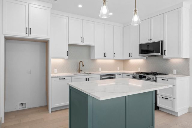 512 W St Johns Ave, Austin, TX 78752
