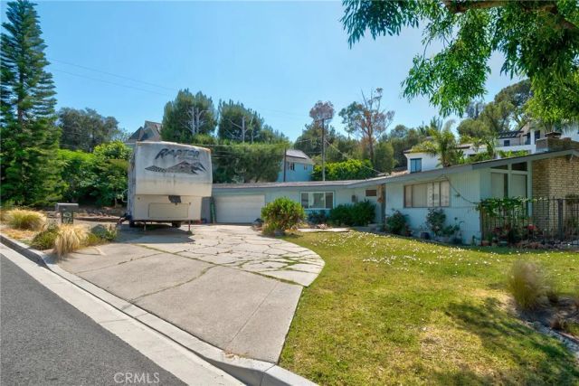 12751 Bonita Heights, Santa Ana, CA 92705