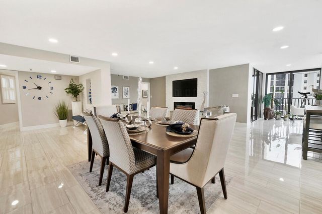 19800 Sandpointe Bay Drive 512, Tequesta, FL 33469