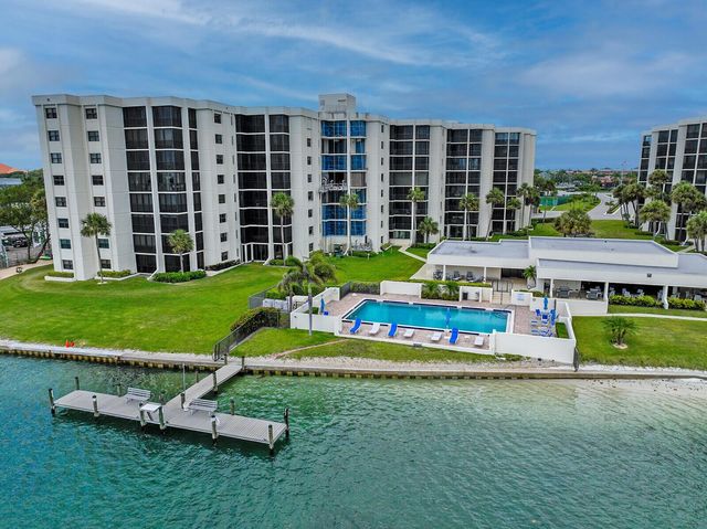 19800 Sandpointe Bay Drive 512, Tequesta, FL 33469